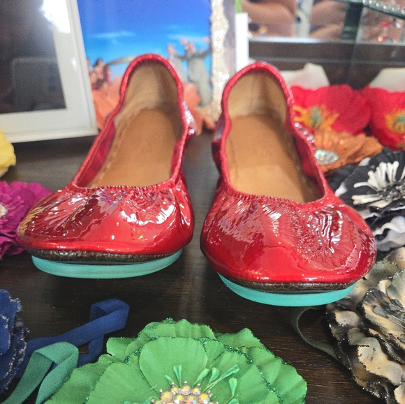 Tieks Red Diamond Size 9 Great Condition - Picture 2 of 6